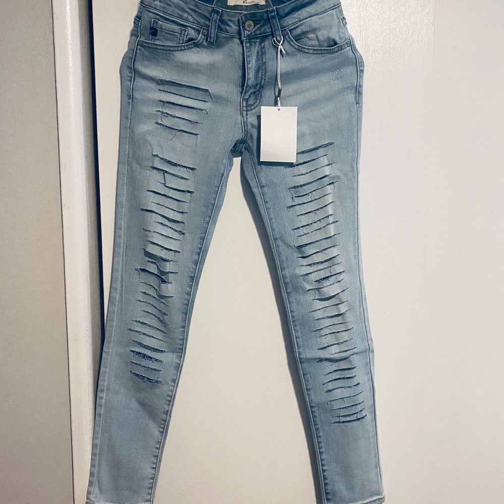 Distressed jeans - Picture 3 of 3